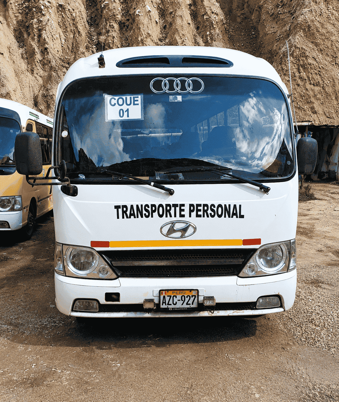Hyundai Barja para transporte de personal minero